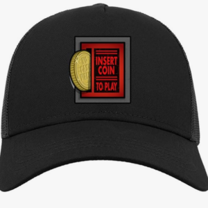 gorra negra, clásica, con ilustración de insertar moneda